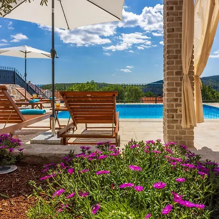 Villa Stone Mavric Grižane