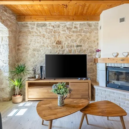 Stone Mavric Villa Grižane