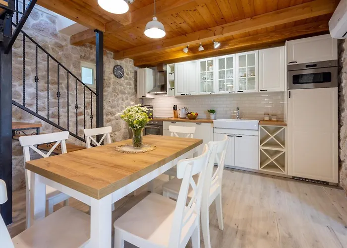 Villa Stone Mavric *