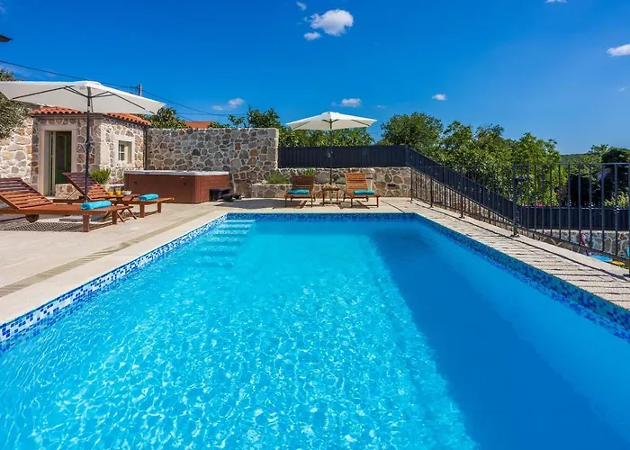 Villa Stone Mavric