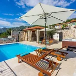 Villa Stone Mavrić