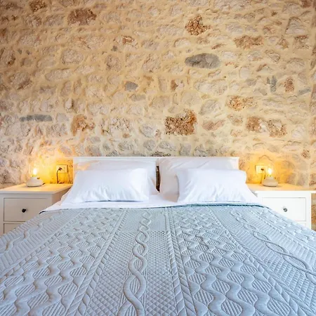 Stone Mavric *