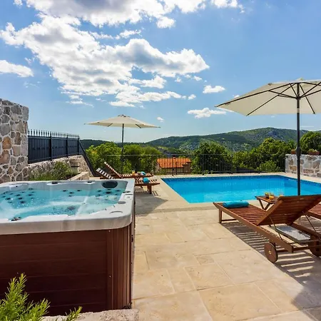 Stone Mavric Villa Grizane-Belgrad