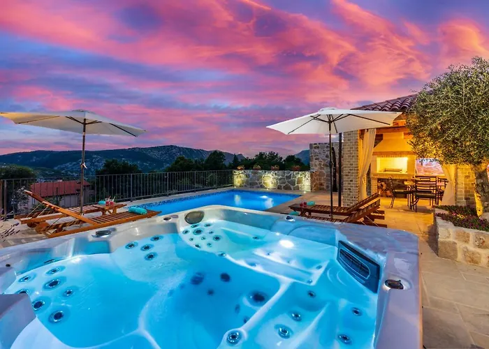 Villa Stone Mavric