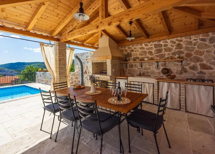 Villa Stone Mavric *